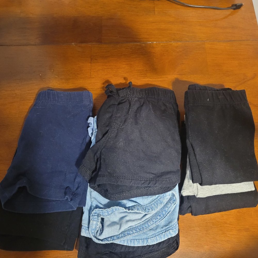 Children's Place Toddler Girls size 18-24 Months Bundle of Shorts and Capris EUC